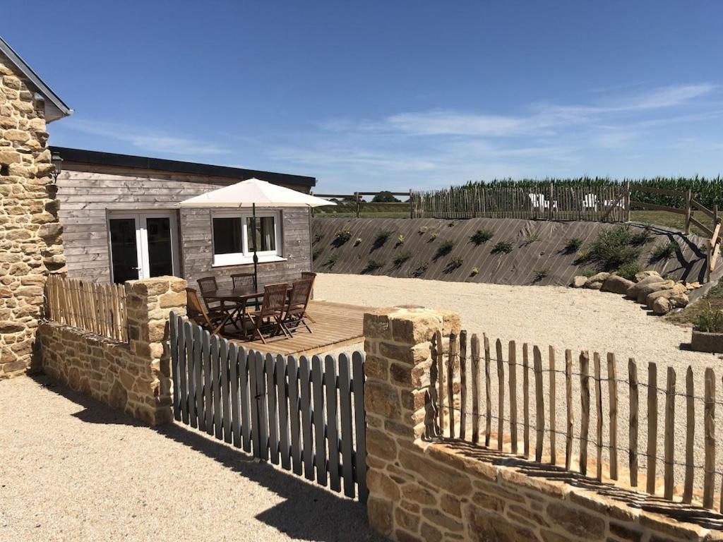Charmante Maison De Campagne En Pierres Et Bois Sartilly-Baie-Bocage المظهر الخارجي الصورة
