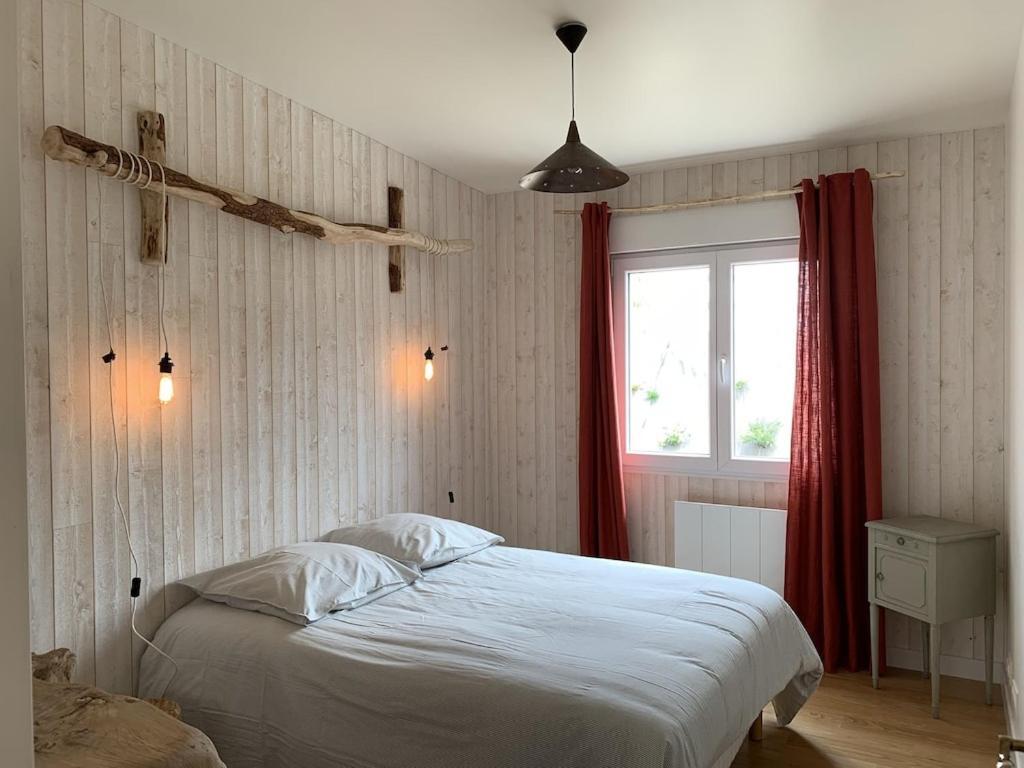 Charmante Maison De Campagne En Pierres Et Bois Sartilly-Baie-Bocage المظهر الخارجي الصورة